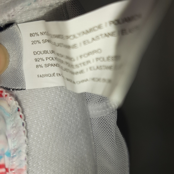 NWT multicolored size L swim top - Picture 6 of 9